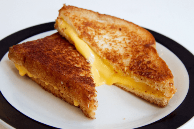 Picture perfect grilled cheese (Flickr: Serious Eats)